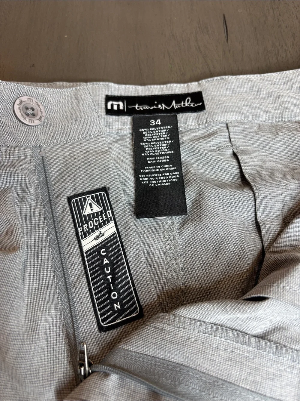 🩶 Travis Mathew Gray White Golf Casual Shorts Men’s 34 Stretch 🩶 - Picture 3 of 8